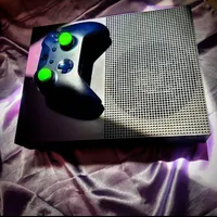 Xbox One S Purple 1t بنفش کمیاب و خاص 1 ترا تمیز|کنسول، بازی ویدئویی و آنلاین|اصفهان, احمدآباد|دیوار
