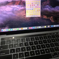 لپتاپ MacBook Pro