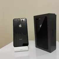 اپل iPhone 8 Plus با حافظهٔ ۲۵۶ گیگابایت
