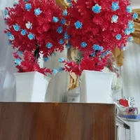 گل رنگ قرمز