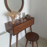 میزآرایشمدلرادیویی
