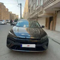 کی‌ام‌سی J7، مدل ۱۴۰۲