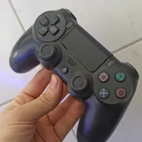 دسته پی اس فور ps4