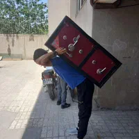 خدمات حمل و نقل ارزان بار باربری با نیروهای جوان