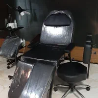 اجاره اتاق،تخت ماساژ،صندلی تتو، و لاین های مربوطه
