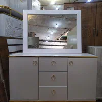 کنسول دو درب سه کشو نما وکیوم|بوفه، ویترین، کنسول|کاشان, |دیوار