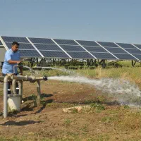 پمپ خورشیدی موتور آب برق زمین کشاورزی دیزل ژنراتور|خدمات پیشه و مهارت|دزفول, |دیوار