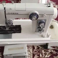 دو عدد چرخ خیاطی اف ۸ و زیگزال E4S و مادگی 801|ماشین‌آلات صنعتی|اصفهان, عمان سامانی|دیوار