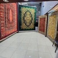 قصری از فرش ابریشم و قالی ماه