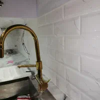 کاشی کاری نصاب کاشی و سرامیک چسبی (بین کابینتی)