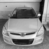 هیوندای i30 2010