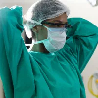 عمل ژنیکوماستی (کوچک کردن سینه مردان)|خدمات آرایشگری و زیبایی|شوش, |دیوار