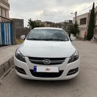 جک J5 اتوماتیک 1800cc، مدل ۱۳۹۳