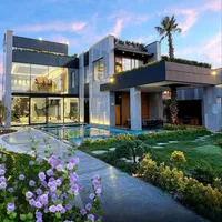 کاشت چمن. چمن زنی. برش درختان .هرس پیوند