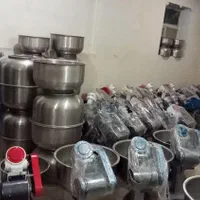 تنورگلی میزکار خمیرکن میزکار خمیرگیر میز|کافی‌شاپ و رستوران|شیراز, ترمینال باربری|دیوار