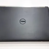 لپتاپ dell 5570 سری پردازنده HQ قوی