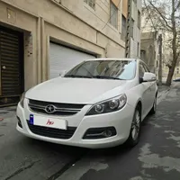 جک J5 اتوماتیک 1800cc، مدل ۱۳۹۳