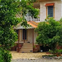 اجاره روزانه ویلا باغ در رشت|اجارهٔ کوتاه‌مدت ویلا و باغ|رشت, بلوار گیلان|دیوار