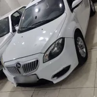 برلیانس H320 اتوماتیک 1500cc، مدل ۱۳۹۵