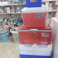 یخدون مسافرتی در سایز بندی و شرکت های متنوع ایران|ظروف نگهدارنده، پلاستیکی، یک‌بارمصرف|خرم‌آباد, |دیوار