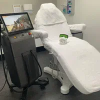 دستگاه لیزر مو جوانسازی لاغری تاسیس کلینیک|آرایشی، بهداشتی، درمانی|تهران, جردن|دیوار