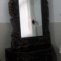 آینه و میز
