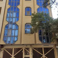 80متری اقبال سندطبقه 2کلا7واحد3طبقه