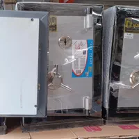 560jr گاوصندوق قفل و رمزی گاو صندوق|ابزارآلات|مشهد, کوی سیدی|دیوار