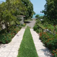 ویلای سه خوابه لب دریای انزلی باهمه امکانات رفاهی|اجارهٔ کوتاهمدت ویلا و باغ|بندر انزلی, چهارفریضه|دیوار