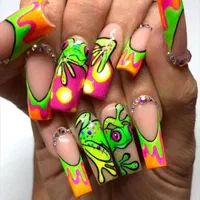 خدمات آموزش کاشت ناخن فول تخصصی آکواریومی|خدمات آرایشگری و زیبایی|کرج, گلشهر|دیوار