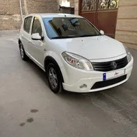 سانندرو اتوماتیک مدل۱۳۹۵|خودرو سواری و وانت|تهران, پیروزی|دیوار