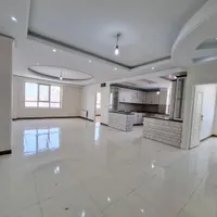۱۰۷متری_آسانسور_پارکینگ سندی_غرق در نور