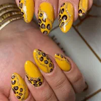 ترمیم کاشت ناخن ژلیش کاور