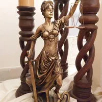 وکیل پایه یک دادگستری ( طلاق )