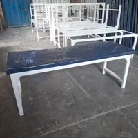 تخت معاینه