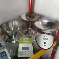 ترازو آشپزخانه ۵ کیلویی دقت ۱ گرم|ظروف پخت‌وپز|شیراز, وصال|دیوار