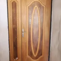 درب دو لنگه آپارتمان چوبی سالم واتاقی کار کرده|مصالح و تجهیزات ساختمان|شاهین‌شهر, نظامی|دیوار
