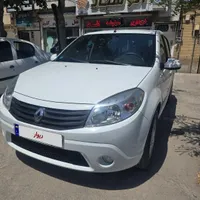 رنو ساندرو اتوماتیک، مدل ۱۳۹۶