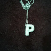 یک عدد گردنبند دخترانه