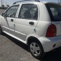 ام وی ام چهار سیلندر بدون رنگ