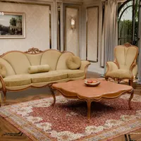 همکار خانم درنمایشگاه مبلمان
