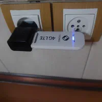 دانگل مودم وایفای سیمکارتی انلاک 4G/LTE|مودم و تجهیزات شبکه|تهران, ستارخان|دیوار