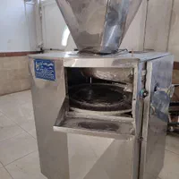 دستگاه پخت وسه کاره وخمیر گیر و چونه گیر نانوایی|ماشینآلات صنعتی|اراک, |دیوار