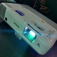 ویدیو پروژکتور HDMI (4k)|تلویزیون و پروژکتور|کرج, مصباح|دیوار