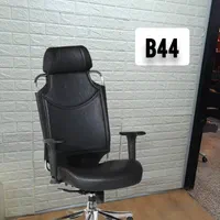 فروش انواع صندلی مدیریتی کیفیت بالا|صندلی و نیمکت|صومعهسرا, |دیوار