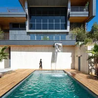 زمین باغشهری 1042متری درب حیاط میدان اب اهل بیت