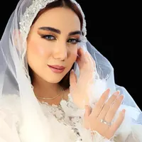 میکاپ و شنیون تخصصی عروس آموزش میکاپ|خدمات آرایشگری و زیبایی|شاهین‌شهر, شهرک امام علی|دیوار