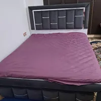 فروش فوری تخت خواب و تشک با میز آرایش