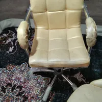 صندلی آرایشگاه چرخ دار