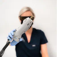 لیزر موهای زائد کندلا (غیرتماسی)